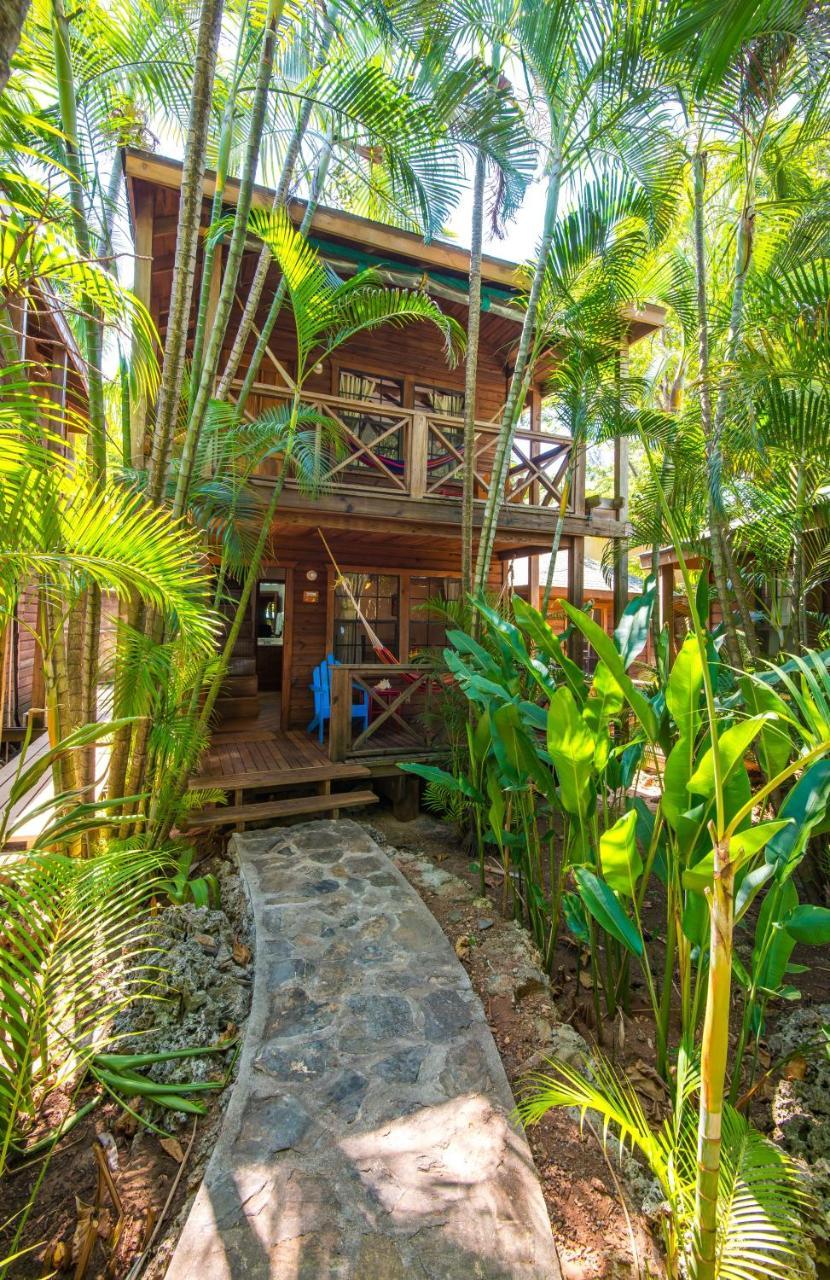 Las Rocas Resort And Dive Center Вест-Бей Екстер'єр фото